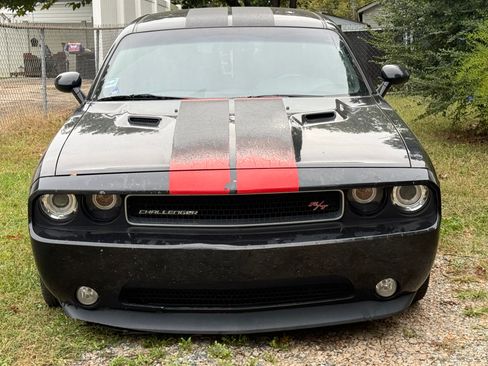 Used 2013 Dodge Challenger R/T image 4