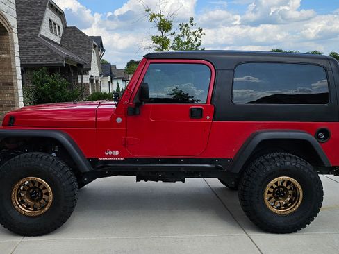 Used 2004 Jeep Wrangler 4WD image 4