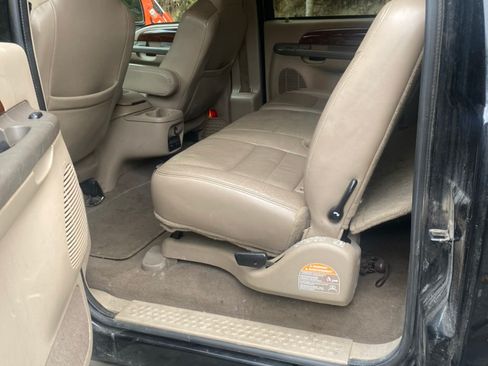 Used 2002 Ford Excursion Limited image 16