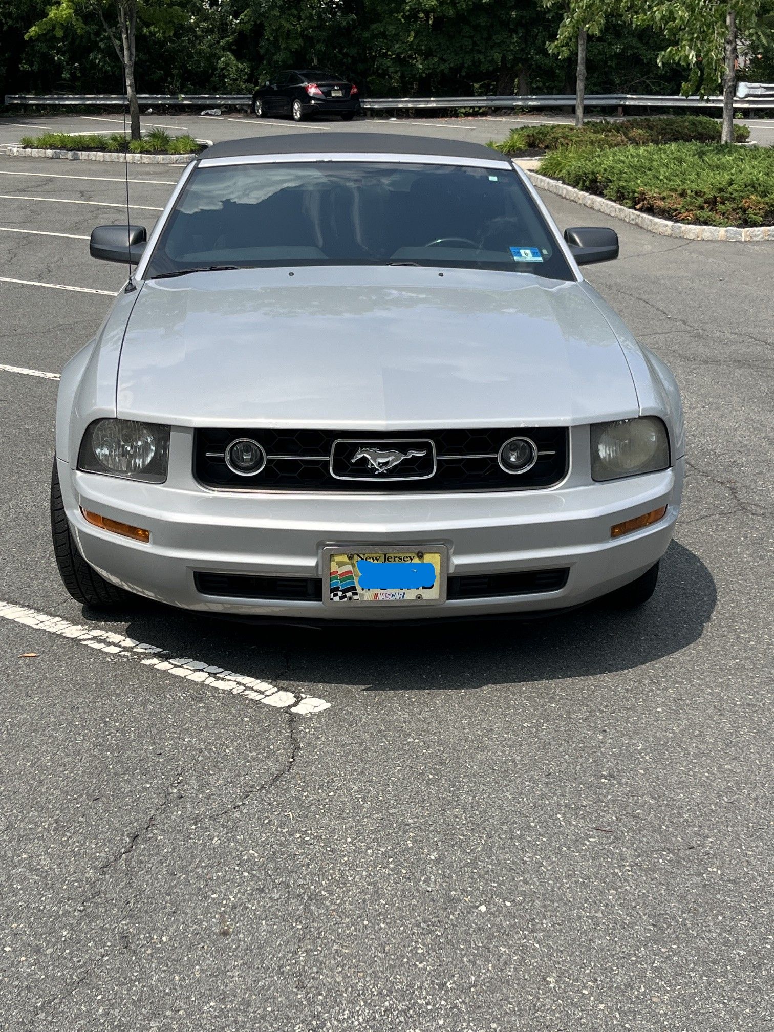 Used 2007 Ford Mustang Convertible RWD image 1