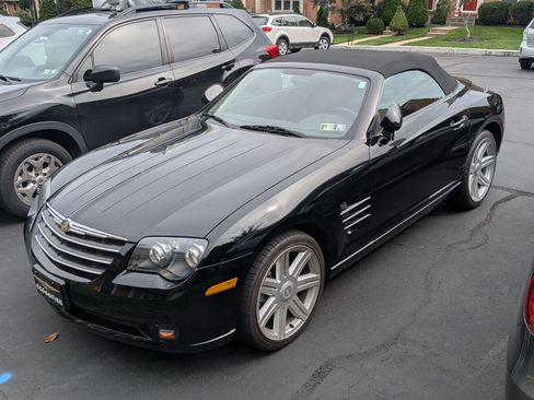 Used 2005 Chrysler Crossfire Convertible image 1