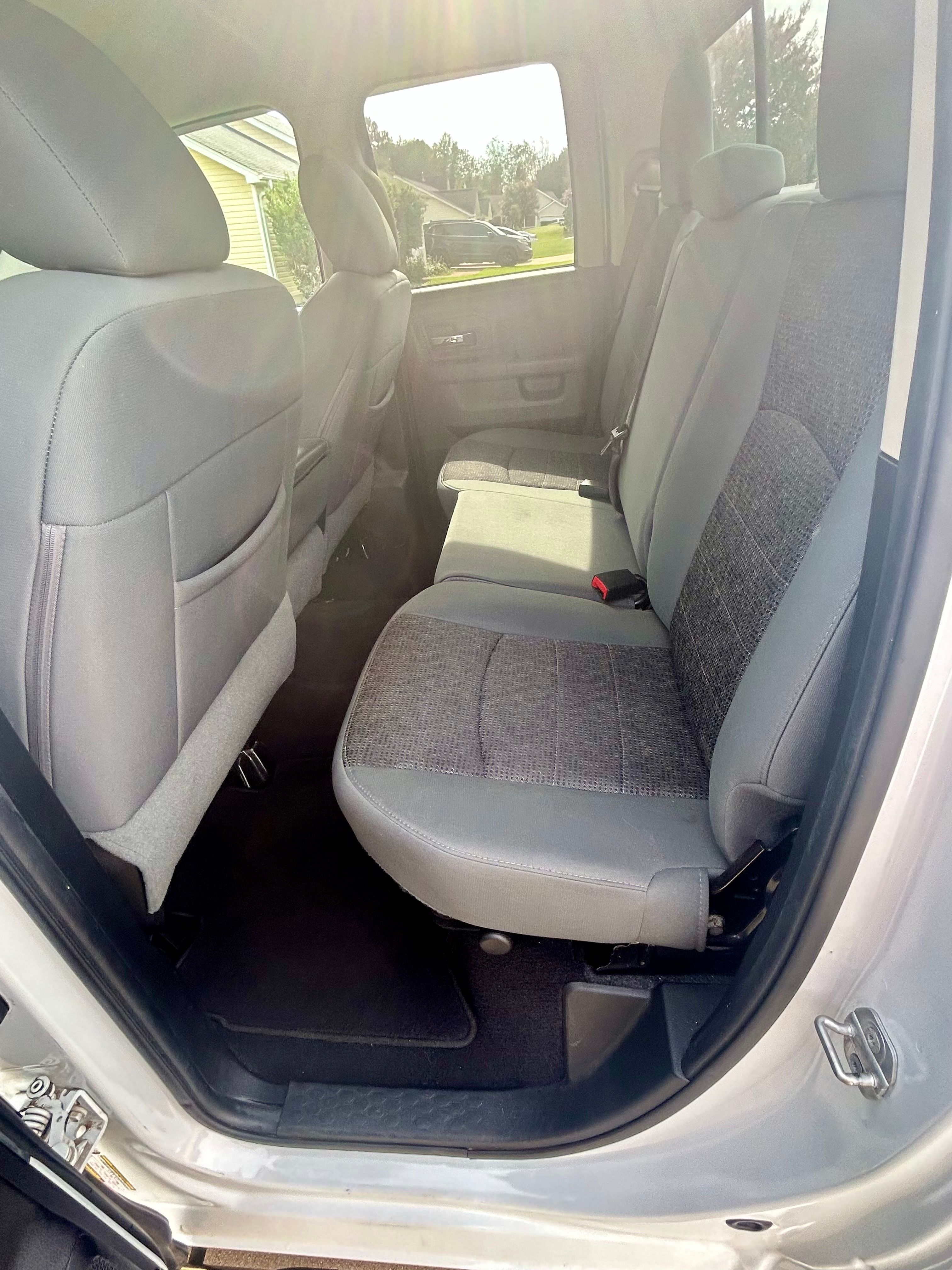 Used 2015 RAM 1500 Big Horn RWD image 9