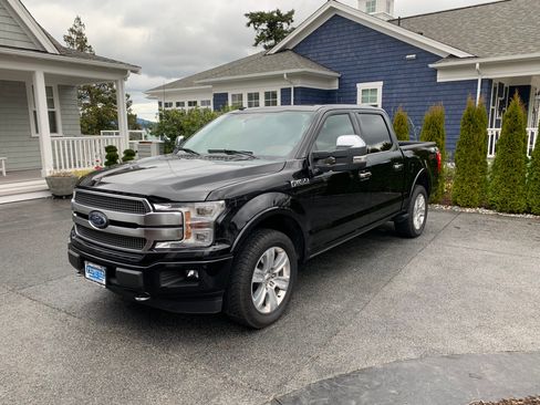 Used 2018 Ford F150 Platinum w/ Equipment Group 701A Luxury image 1