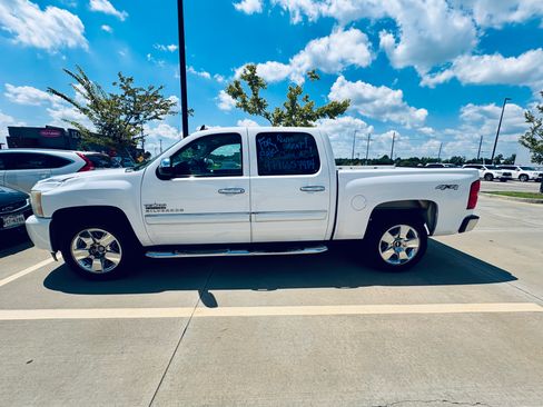 Used 2011 Chevrolet Silverado 1500 LT w/ Texas Edition image 1