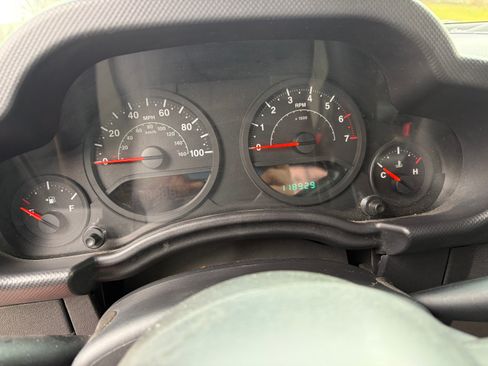 Used 2007 Jeep Wrangler Unlimited X image 6