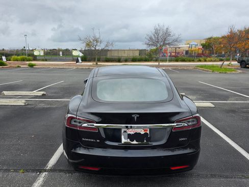 Used 2018 Tesla Model S 100D image 1