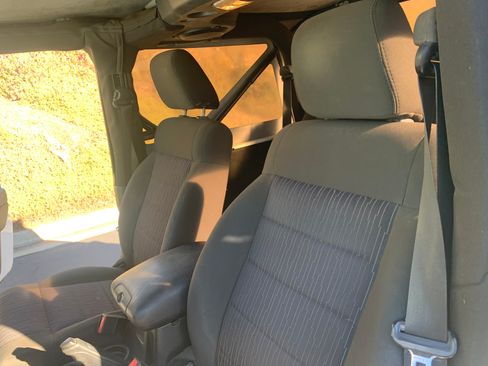 Used 2012 Jeep Wrangler Sport image 12