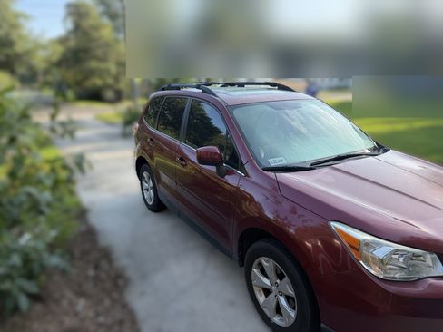 Used 2016 Subaru Forester 2.5i Limited AWD/4WD image 14