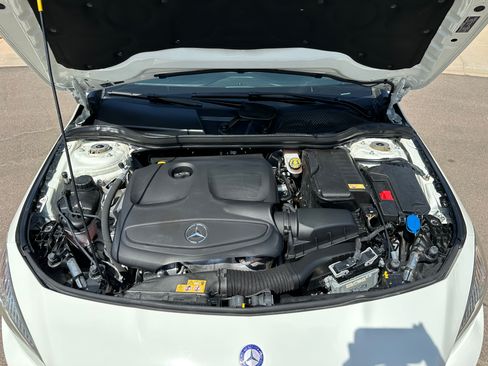 Used 2016 Mercedes-Benz CLA 250 image 10