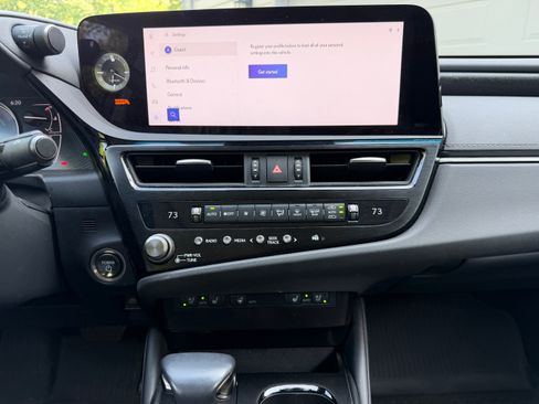 Used 2025 Lexus ES 300h F Sport w/ Accessory Package (Z2) FWD image 13