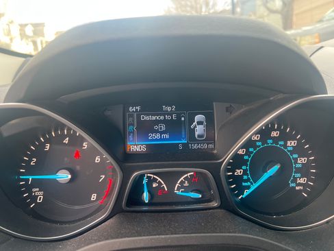 Used 2016 Ford Escape Titanium image 5