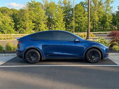 Used 2023 Tesla Model Y Long Range image 8