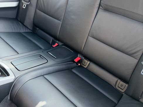 Used 2013 BMW 335i Convertible image 20