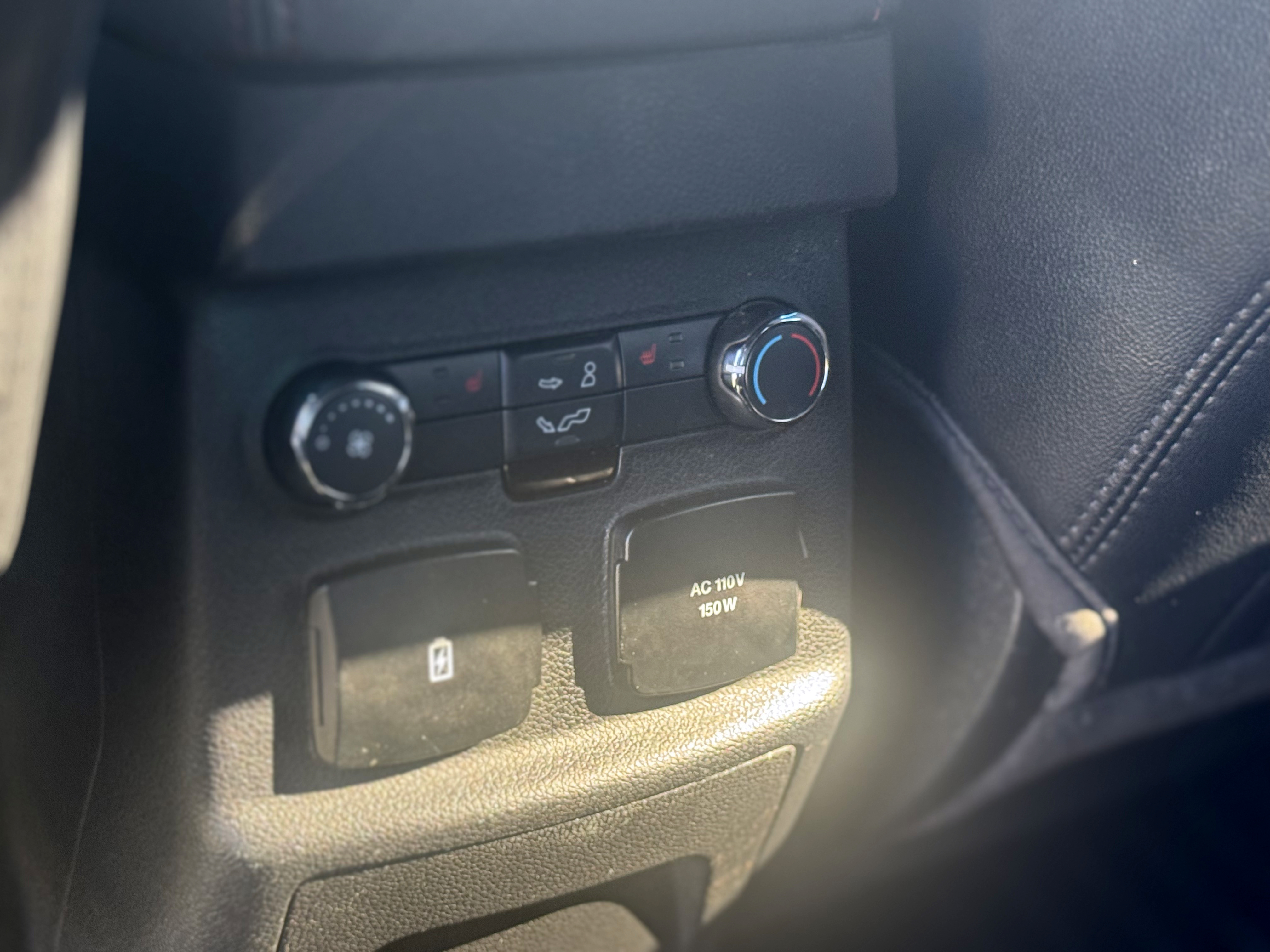 Used 2019 Ford Explorer Sport w/ Equipment Group 401A AWD/4WD image 21