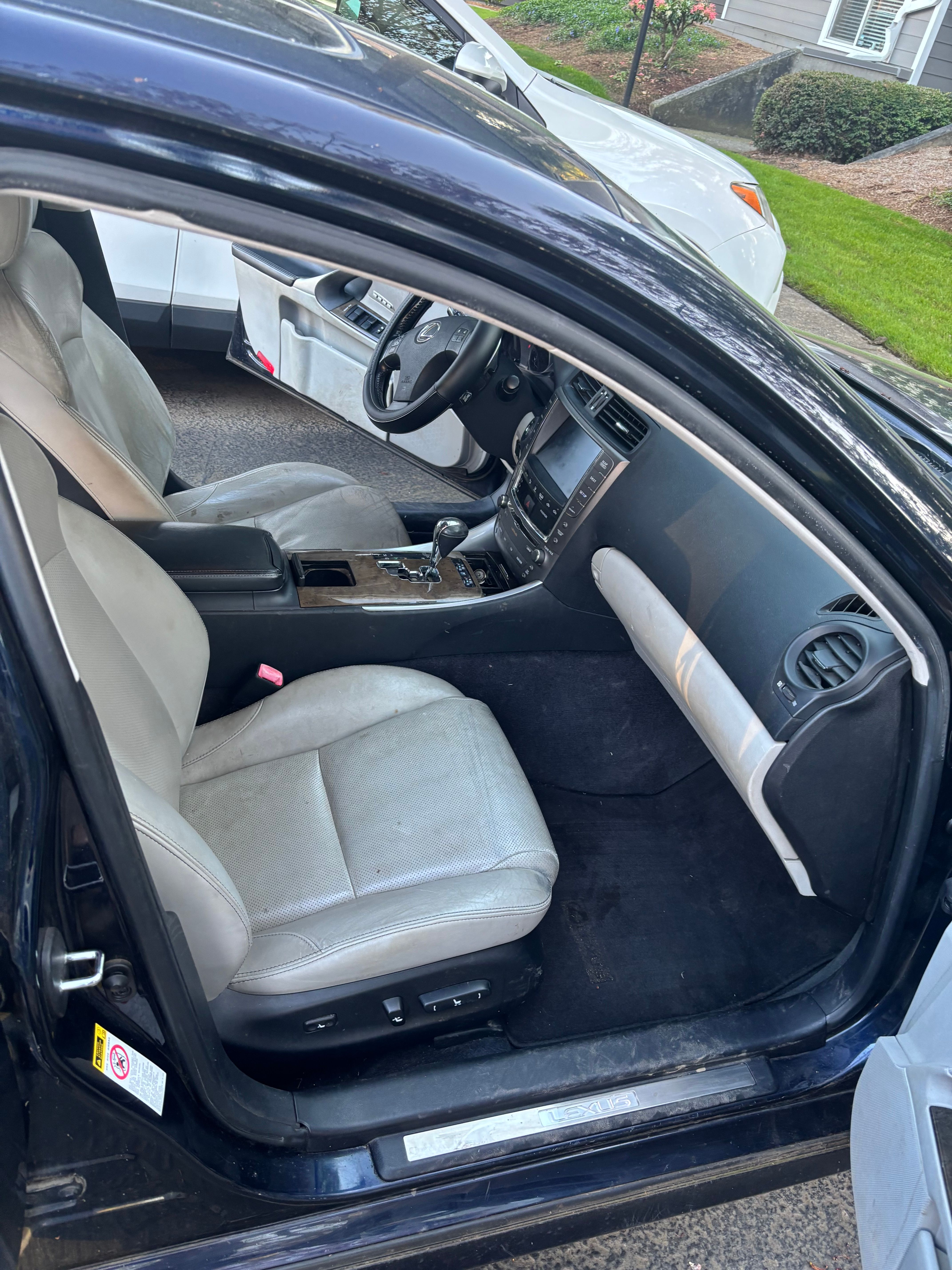 Used 2010 Lexus IS 250 AWD image 8