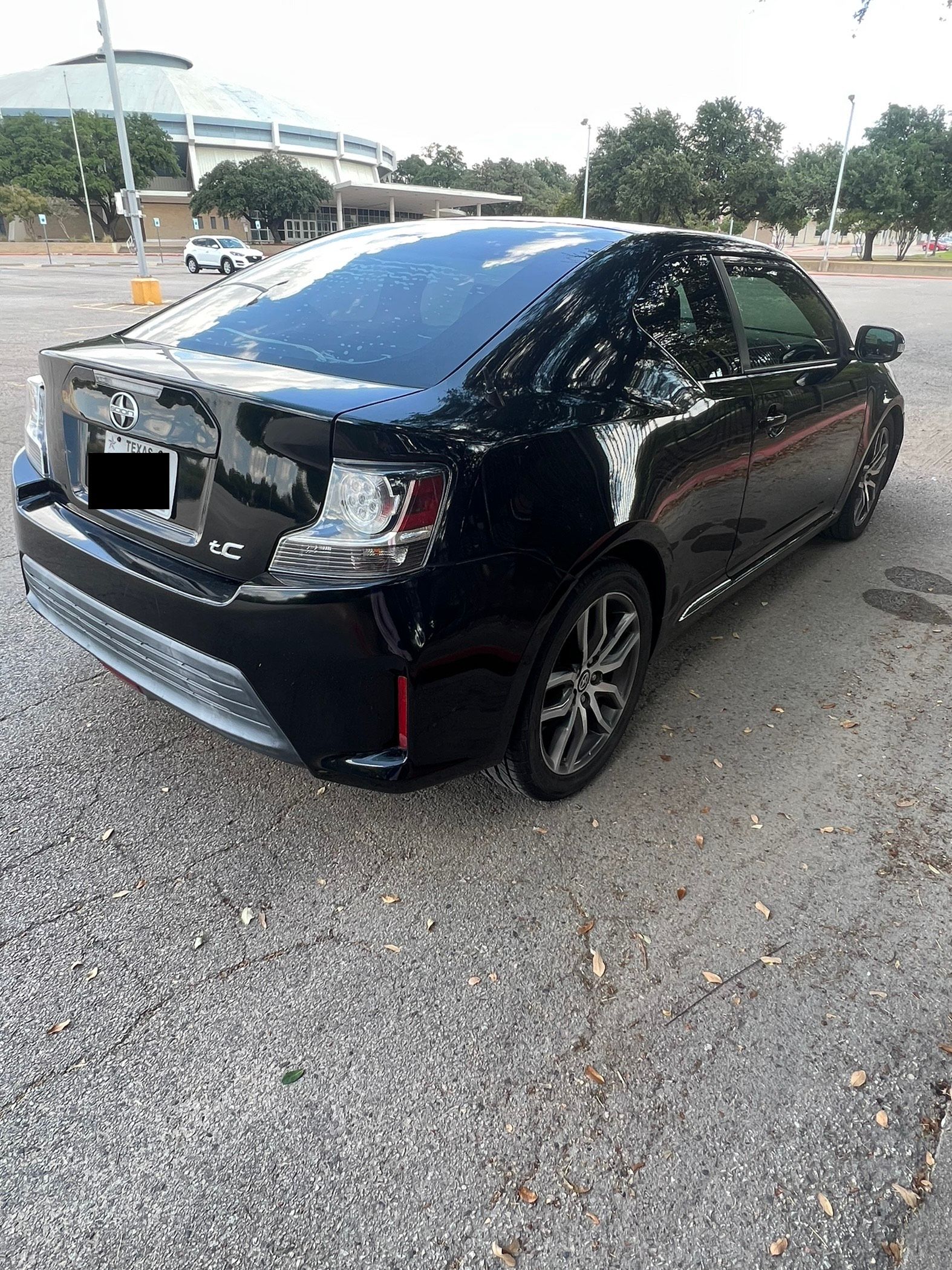 Used 2014 Scion tC FWD image 11