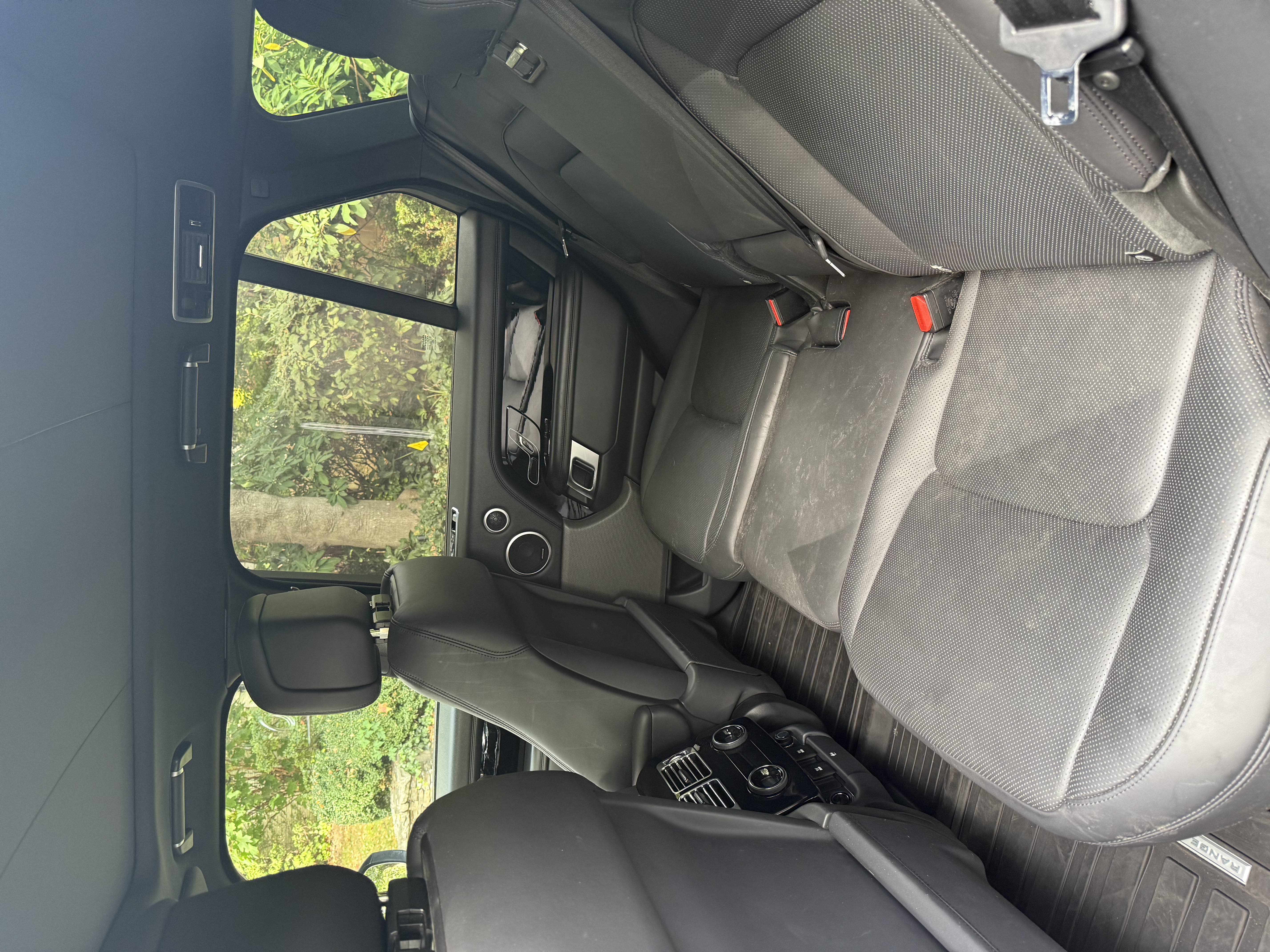 Used 2021 Land Rover Range Rover P525 Westminster Edition AWD/4WD image 12