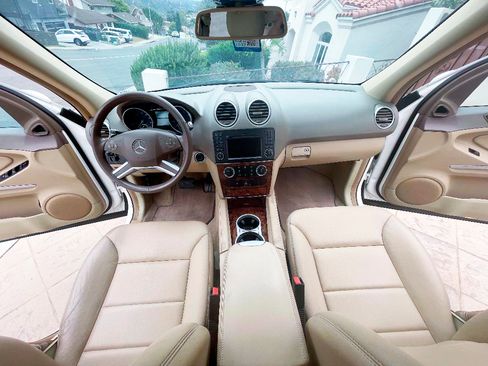 Used 2011 Mercedes-Benz ML 350 2WD image 12