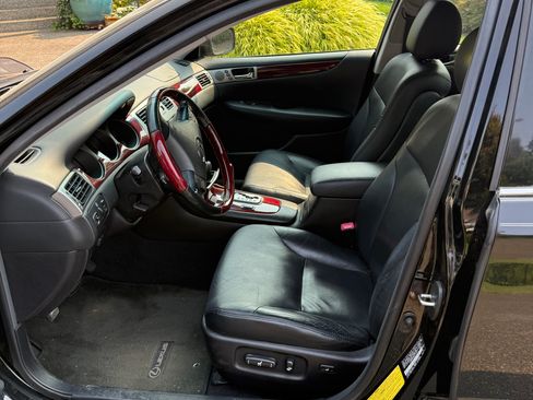 Used 2005 Lexus ES 330 w/ Preferred Accessory Pkg FWD image 6
