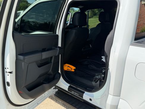 Used 2025 Ford F150 XLT w/ Equipment Group 302A MID AWD/4WD image 8
