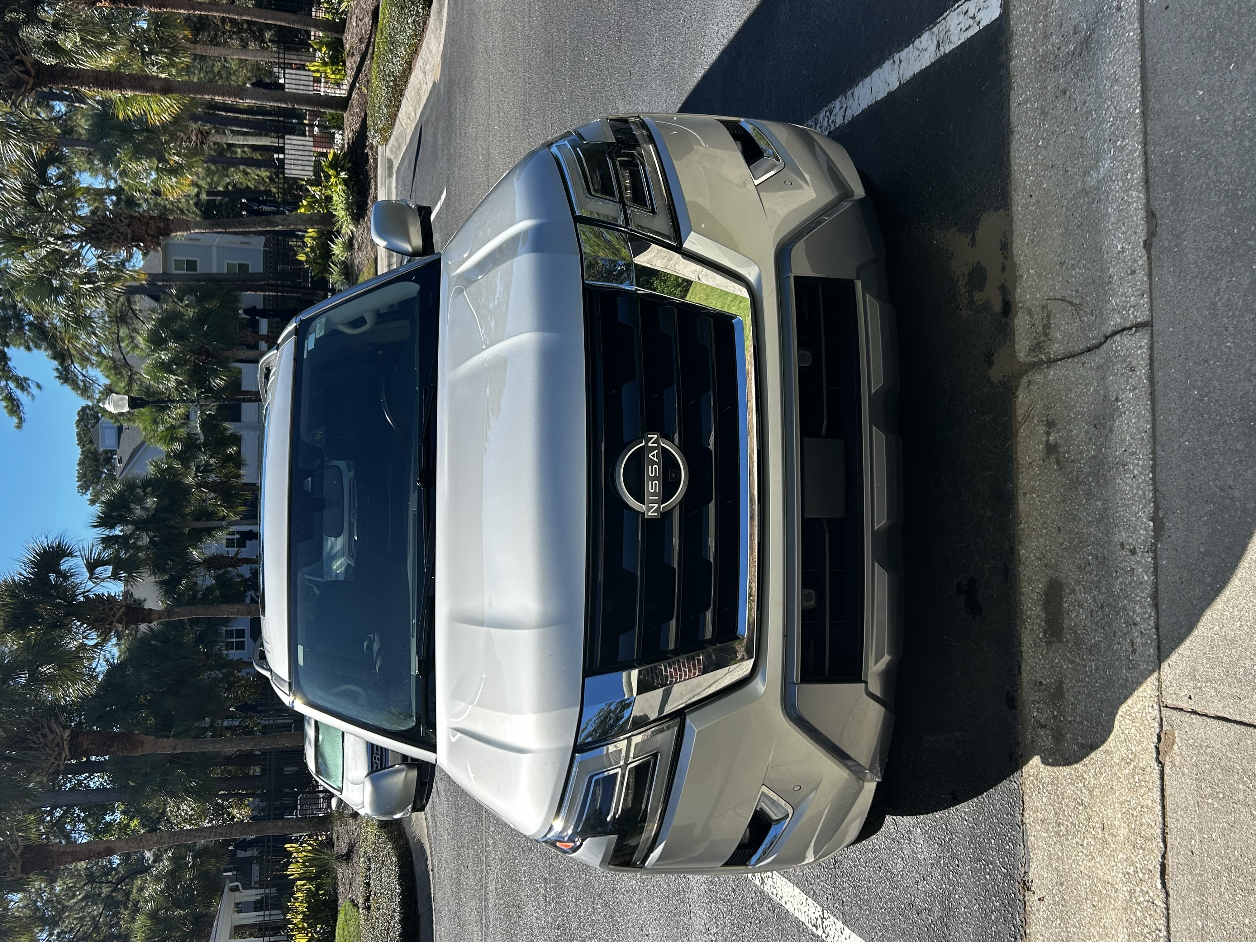 Used 2022 Nissan Armada SL RWD image 1