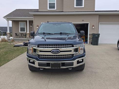 Used 2020 Ford F150 XLT w/ Equipment Group 302A Luxury image 4