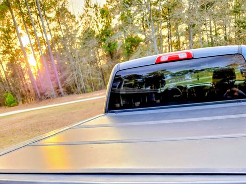 Used 2017 Chevrolet Silverado 2500 LT w/ LT Convenience Package image 8