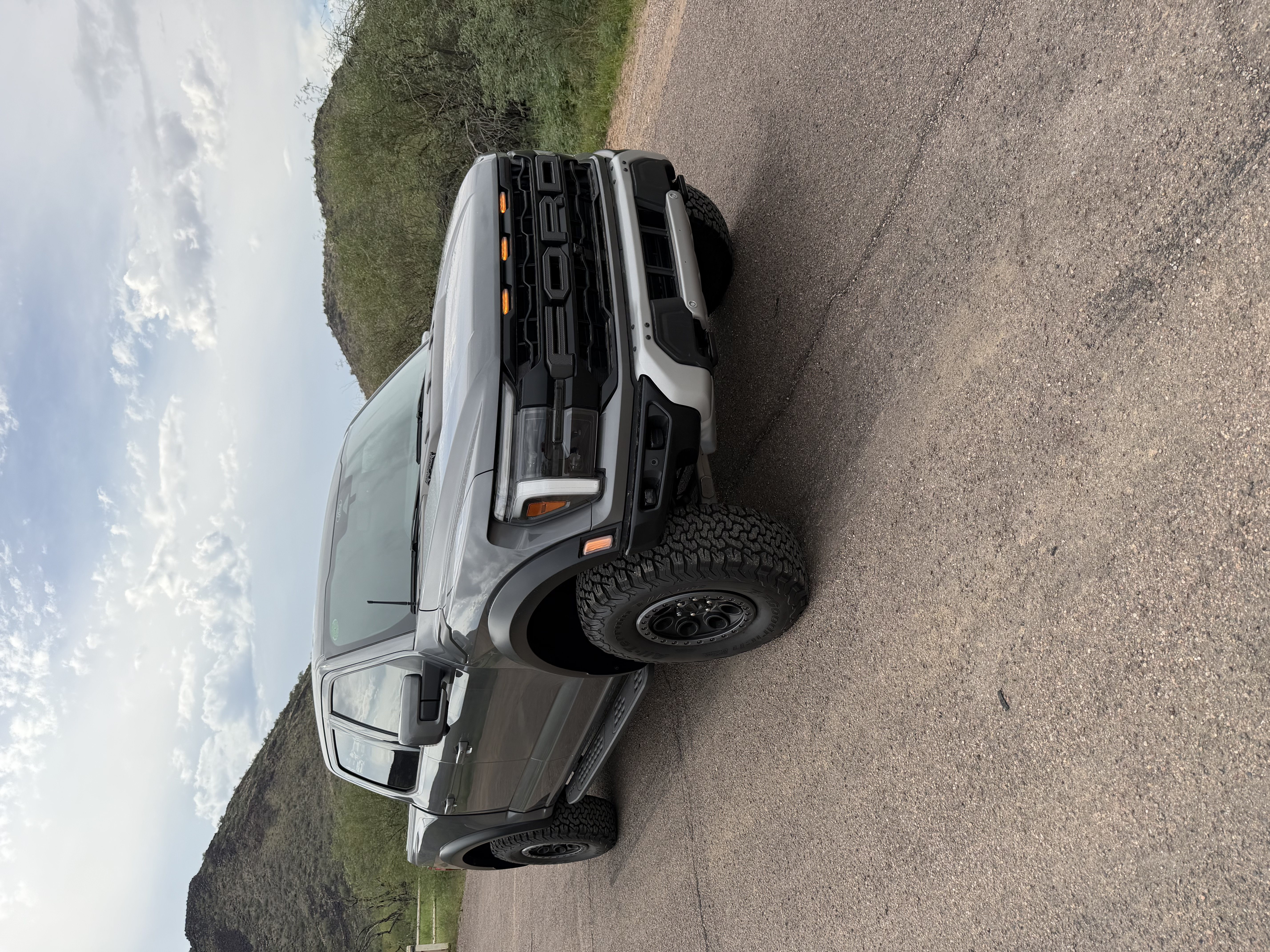 Used 2025 Ford F150 Raptor AWD/4WD image 2