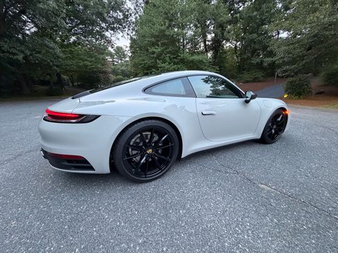 Used 2024 Porsche 911 Carrera T RWD image 2