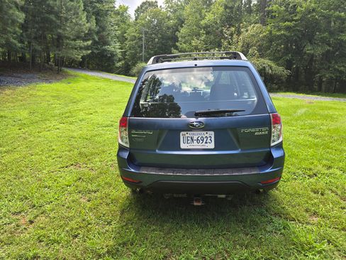 Used 2011 Subaru Forester 2.5X AWD/4WD image 5