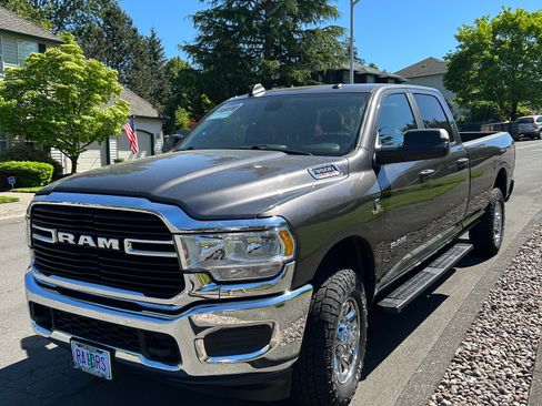 Used 2021 RAM 3500 Big Horn AWD/4WD image 1
