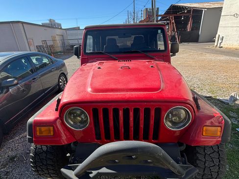 Used 2003 Jeep Wrangler X AWD/4WD image 2