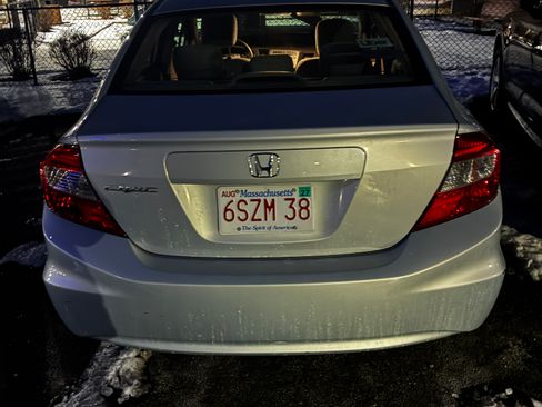 Used 2012 Honda Civic LX image 4