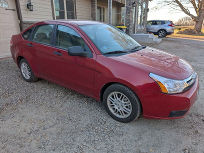 Used 2010 Ford Focus SE