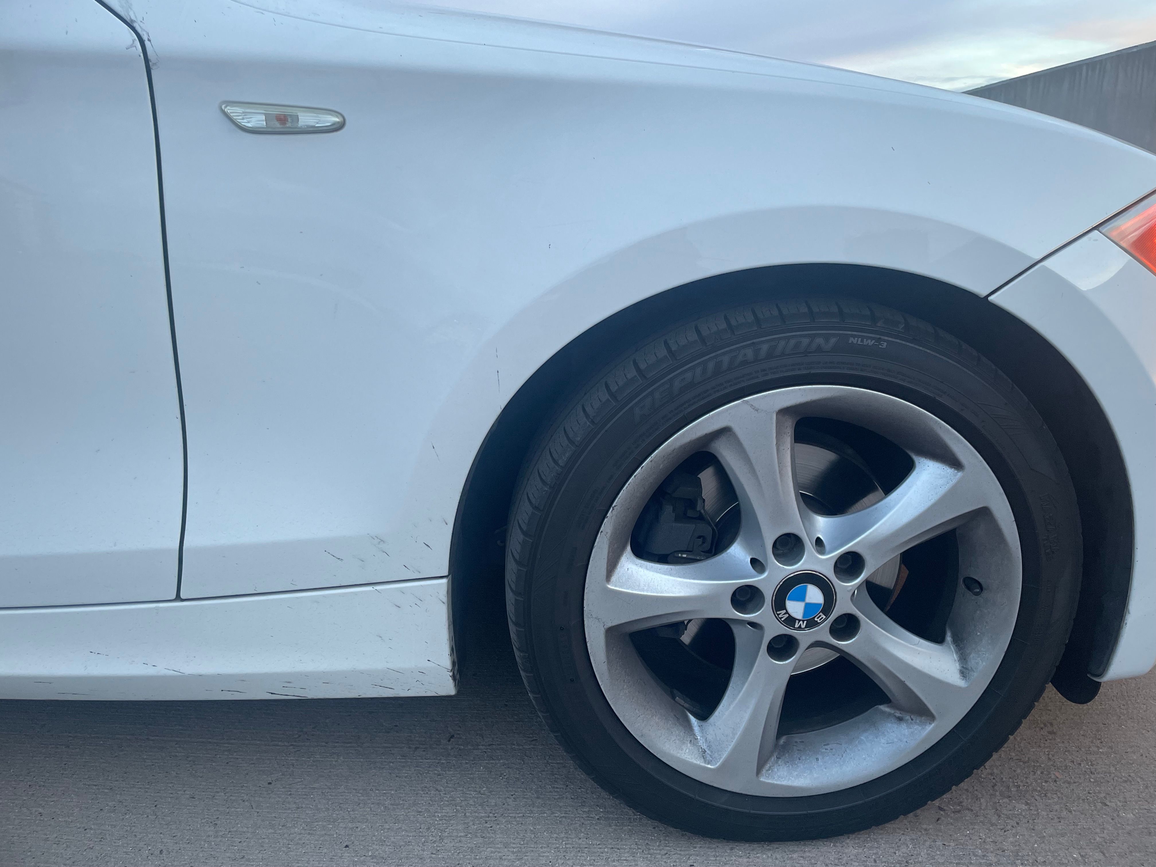 Used 2011 BMW 128i Coupe RWD image 5