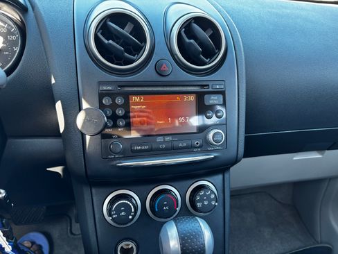 Used 2011 Nissan Rogue SV image 14