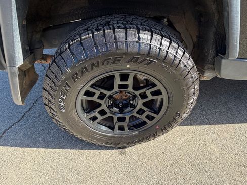 Used 2010 Toyota FJ Cruiser 4WD w/ Convenience Pkg image 9
