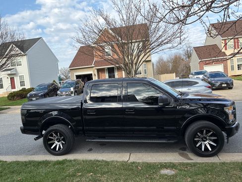 Used 2017 Ford F150 XLT w/ Equipment Group 302A Luxury image 1