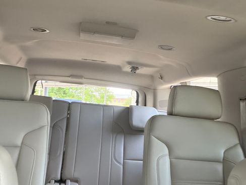 Used 2018 GMC Yukon XL Denali w/ Open Road Package AWD/4WD image 11