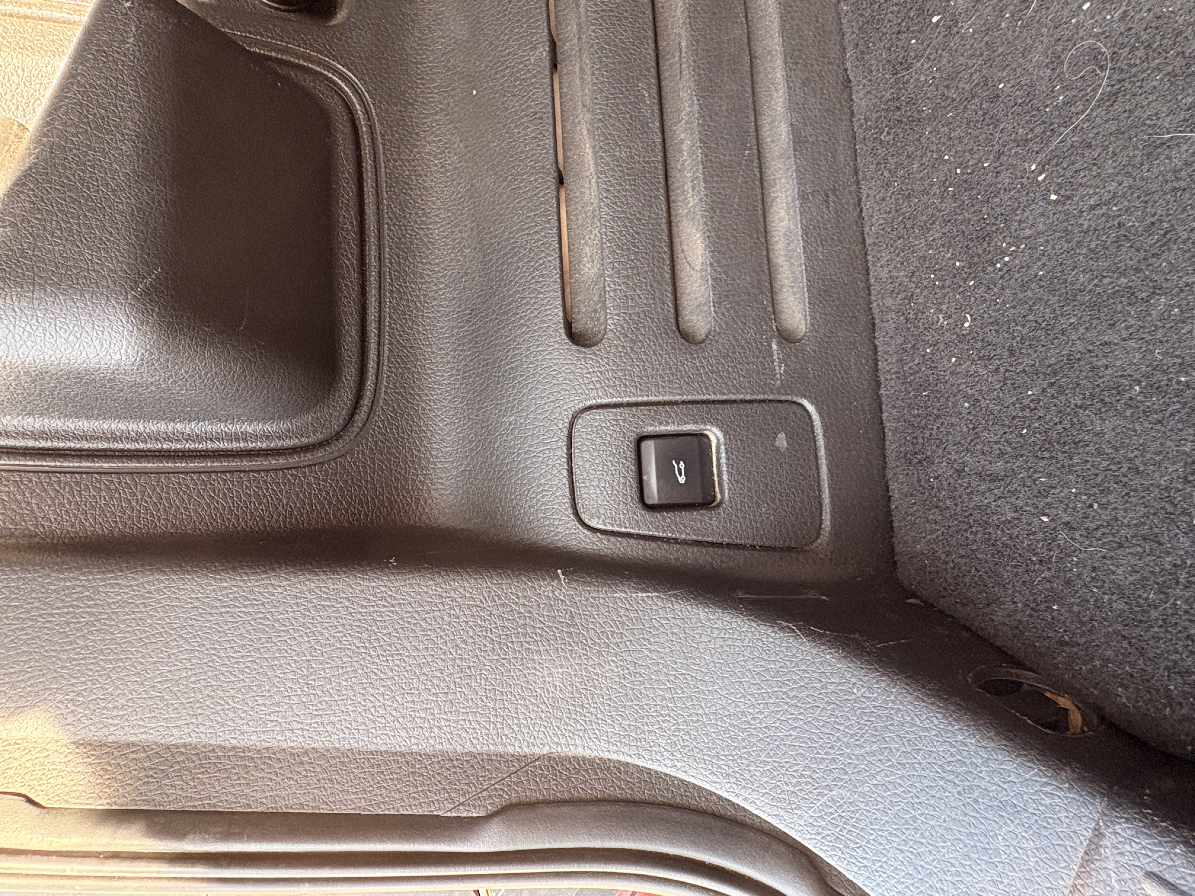 Used 2014 Ford Edge SEL w/ Equipment Group 205A FWD image 21