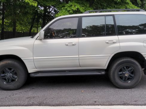 Used 2001 Lexus LX 470 4WD image 11