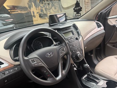 Used 2016 Hyundai Santa Fe Sport FWD image 6