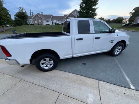Used 2019 RAM 1500 Tradesman w/ Chrome Appearance Group image 4