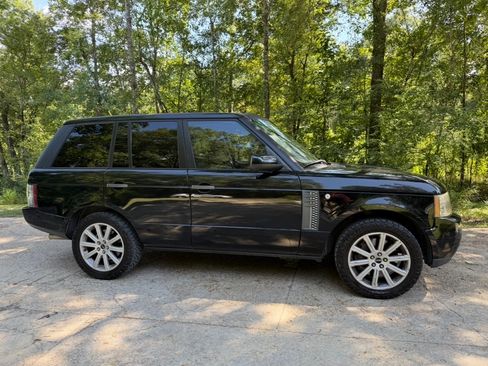 Used 2010 Land Rover Range Rover Supercharged AWD/4WD image 9