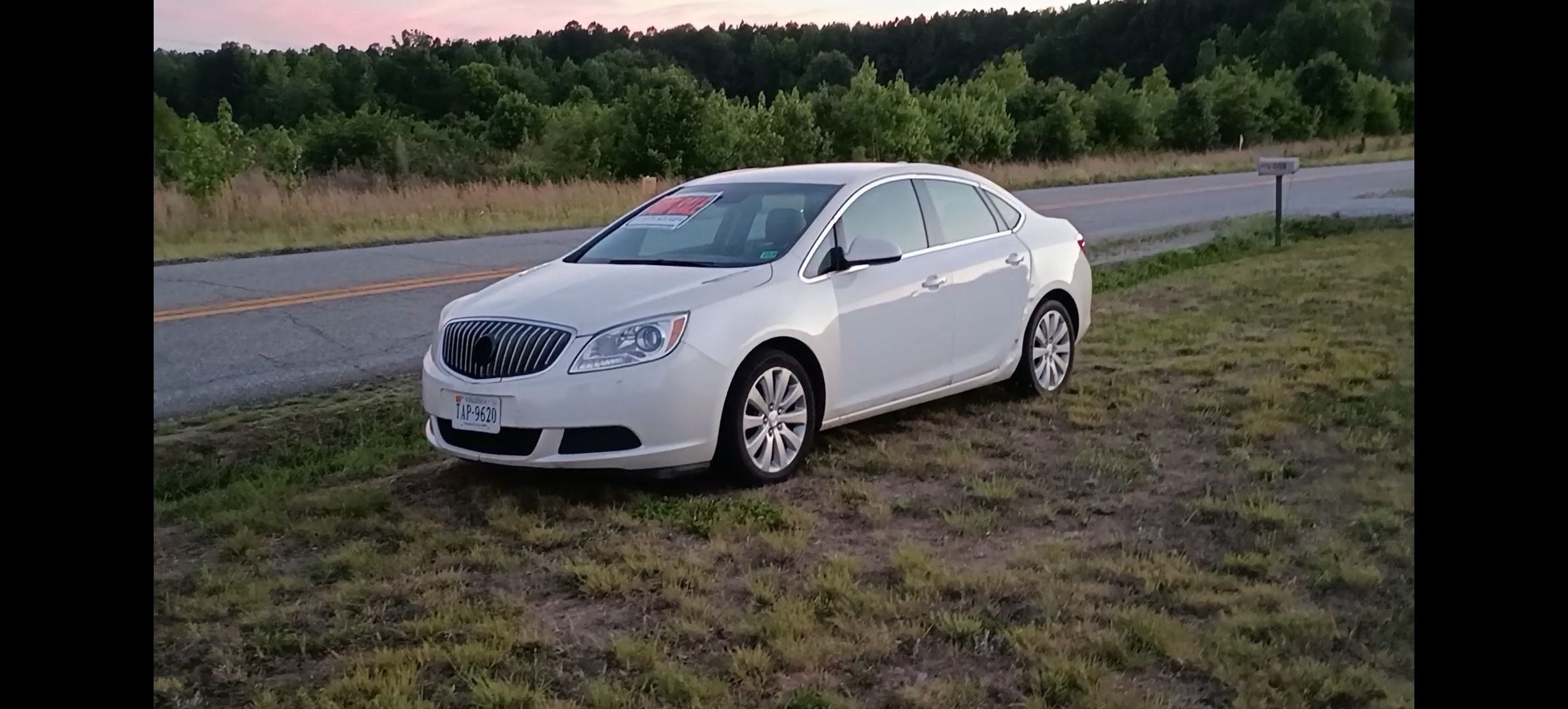 Used 2016 Buick Verano w/ Comfort Package FWD image 1