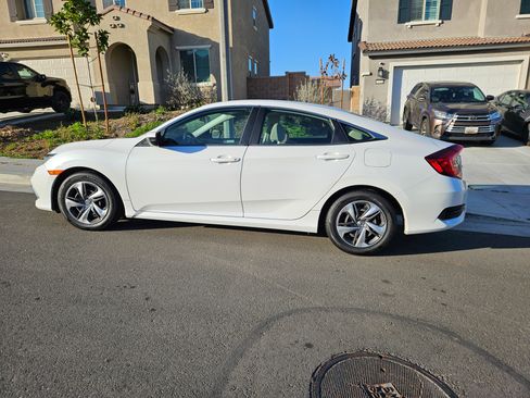 Used 2021 Honda Civic LX image 2