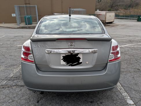 Used 2012 Nissan Sentra 2.0 S image 4
