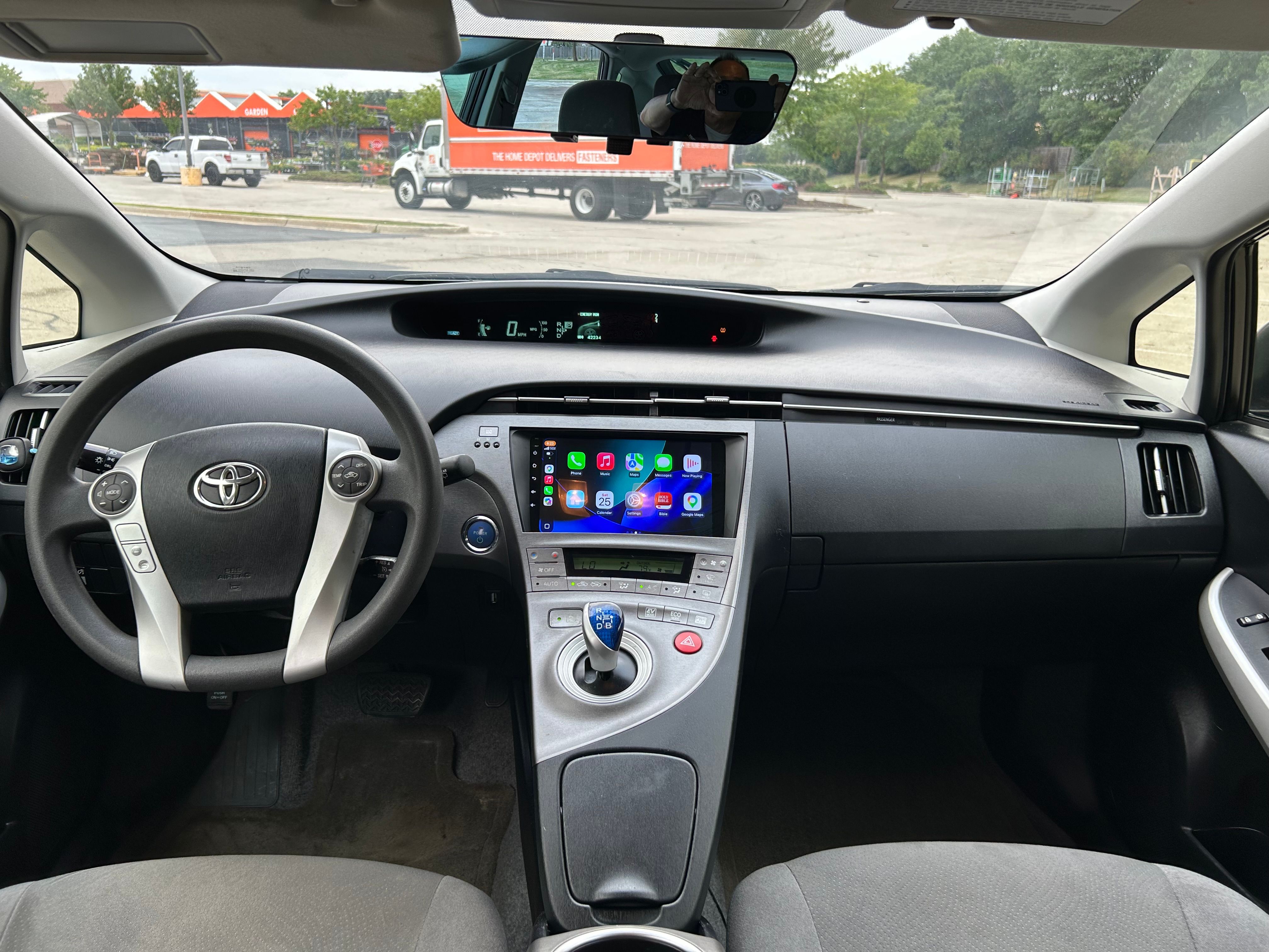 Used 2012 Toyota Prius Two FWD image 12