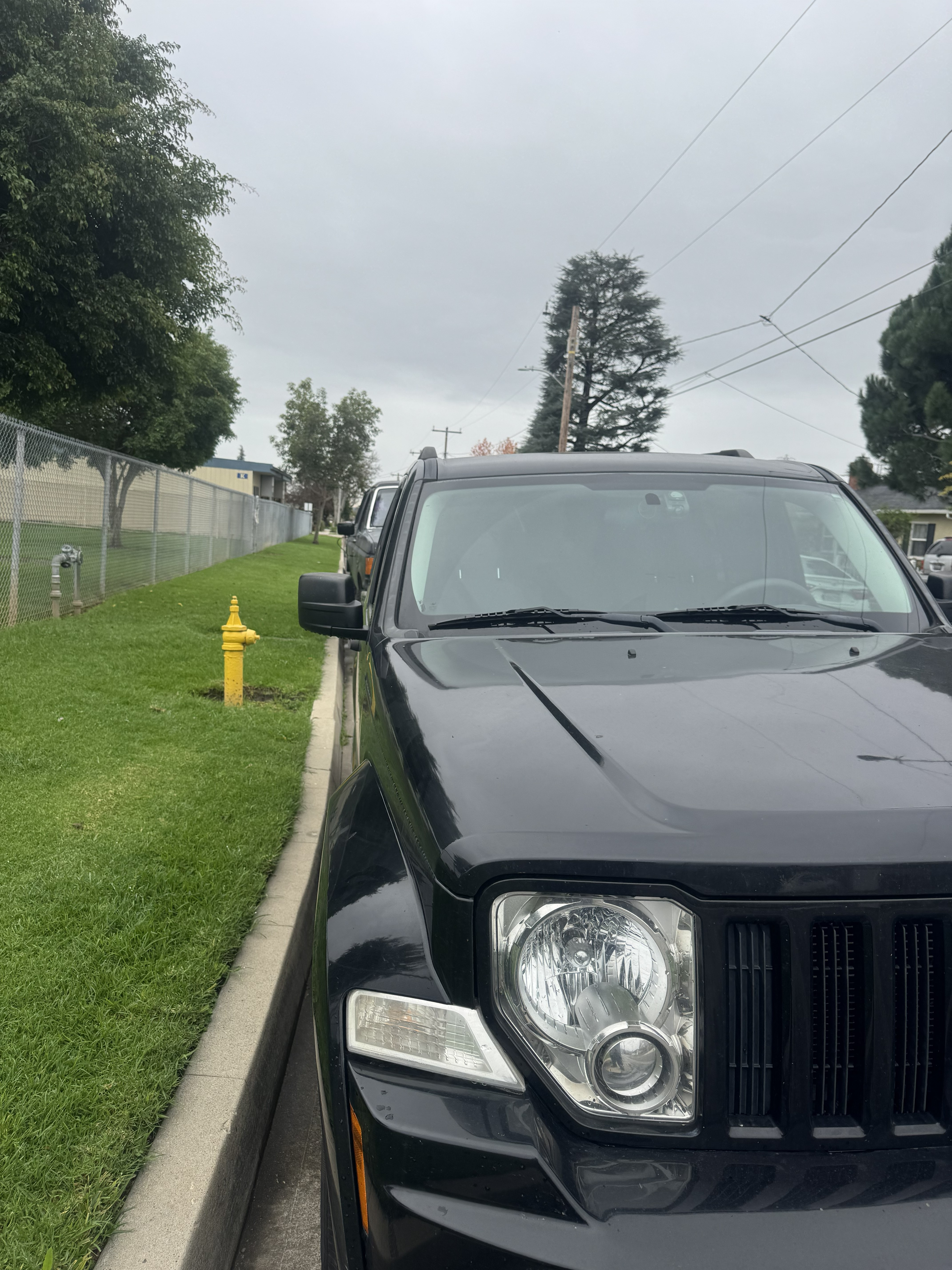 Used 2012 Jeep Liberty Sport AWD/4WD image 1