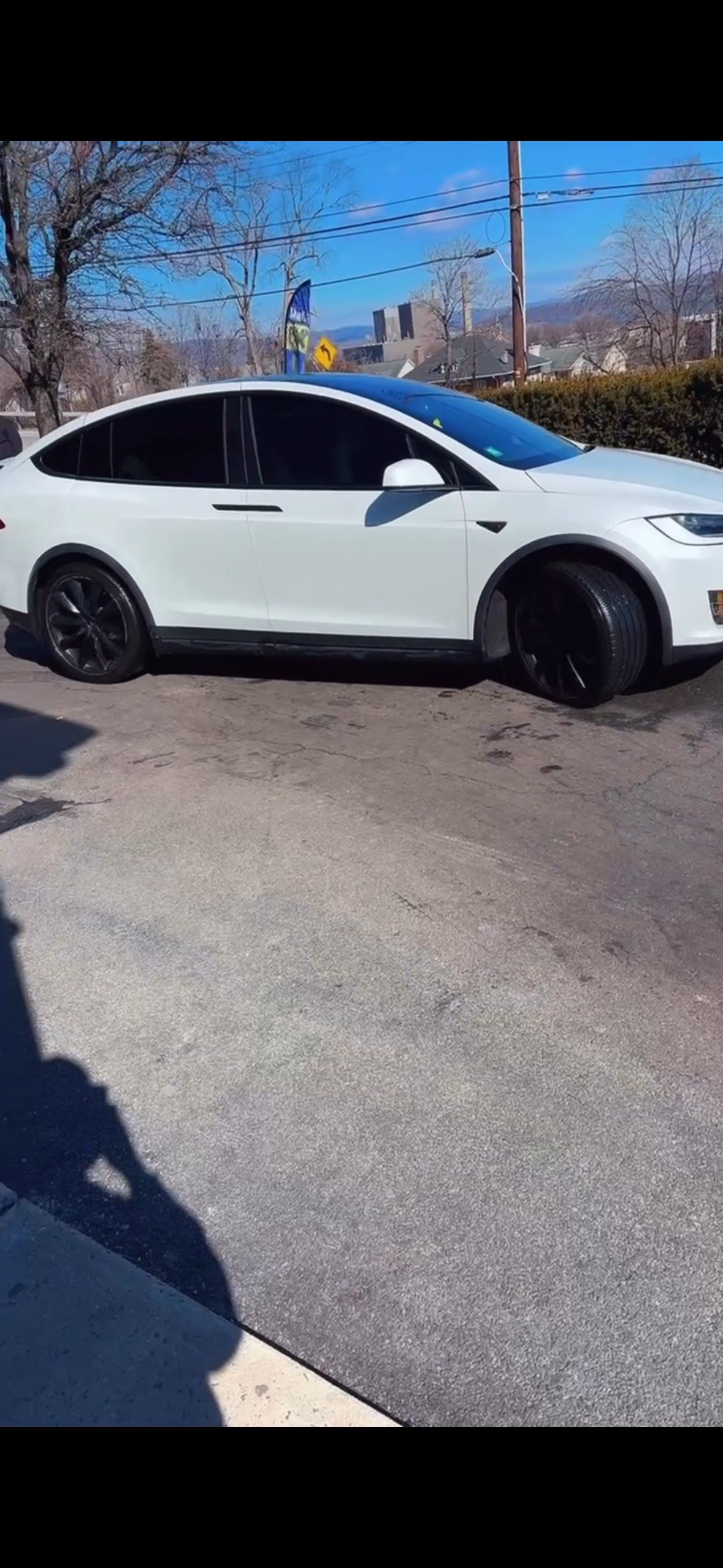 Used 2020 Tesla Model X Performance AWD/4WD image 3